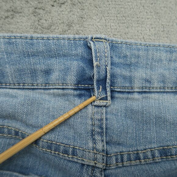 D. Jeans Women's Size 14 Blue High-Rise Straight Denim 31" Inseam Stretch - Picture 2 of 16